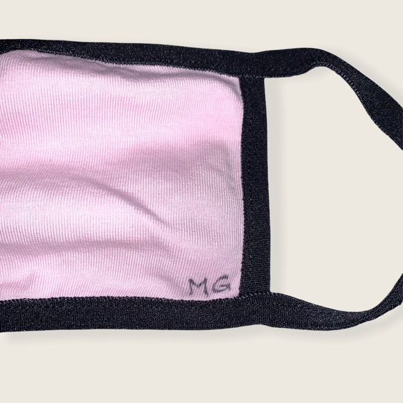 🆕 3 Child Pink Face Masks Black Trim & Ear Loops - Picture 3 of 4